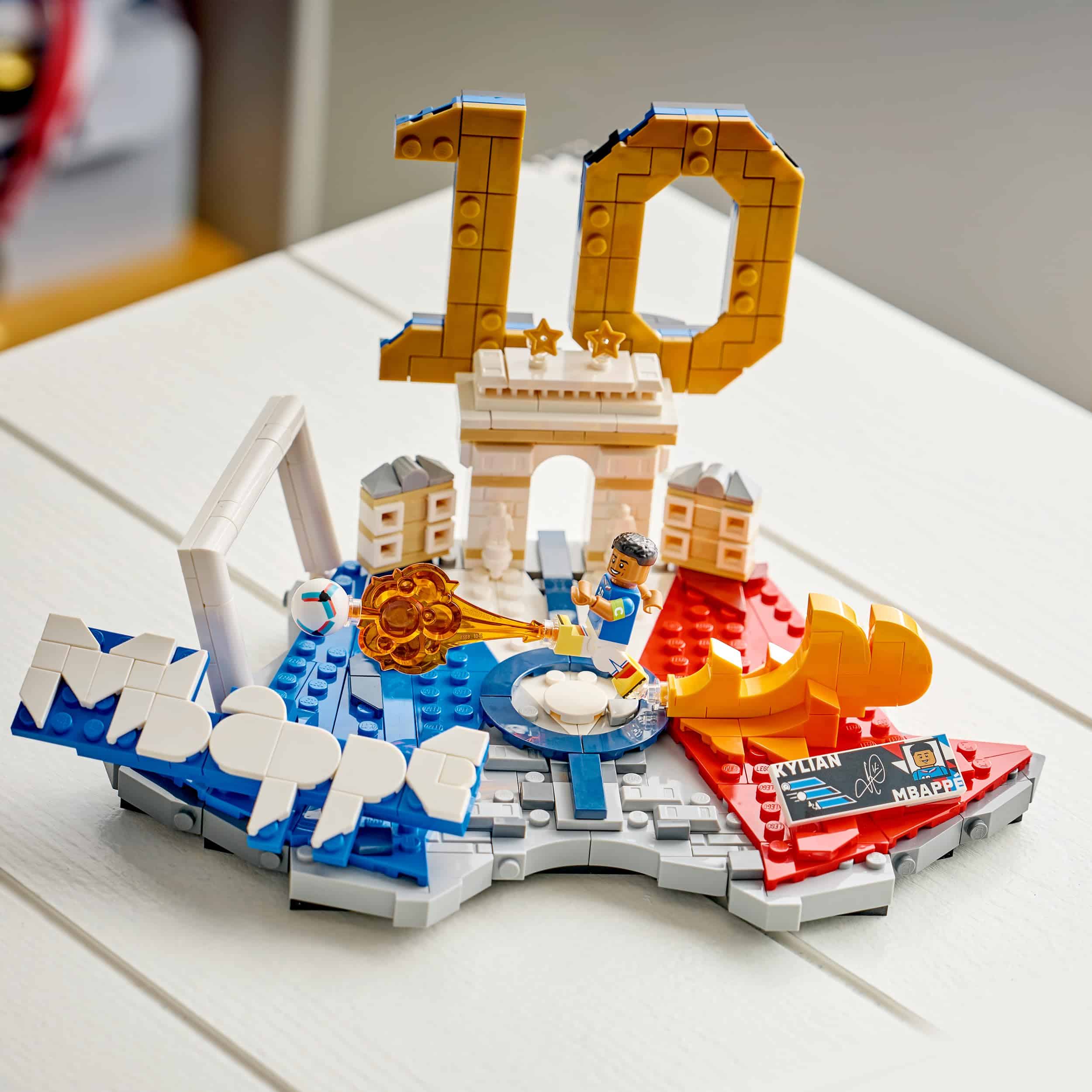 Jeu de construction LEGO Kylian Mbappé Best of avec minifigurine collector – Image 6